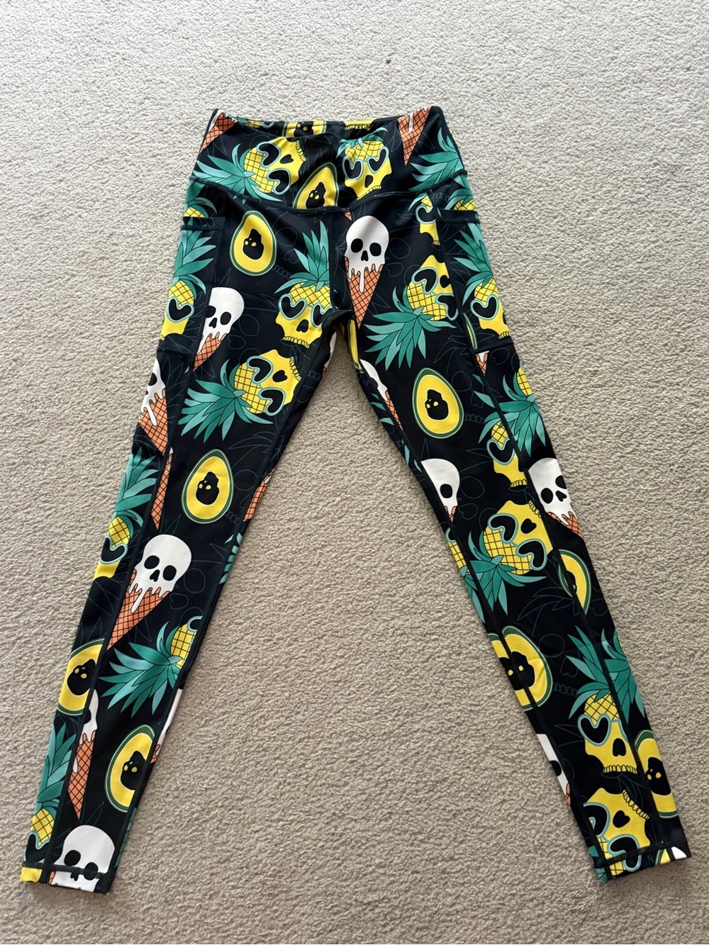 CVG Black Tropical Skull Print Leggings